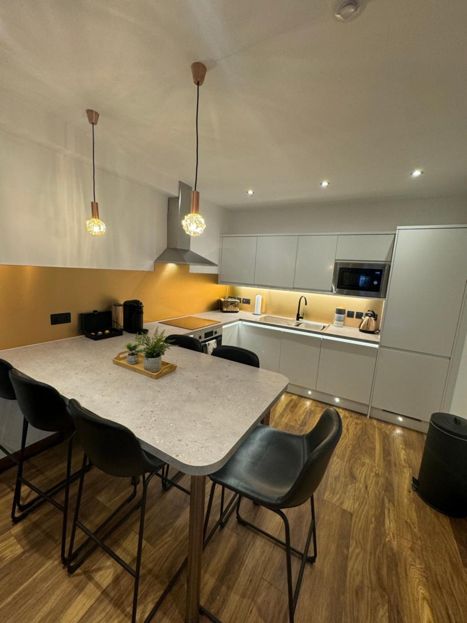 1 Sheraton Apartments フォート・ウィリアム エクステリア 写真