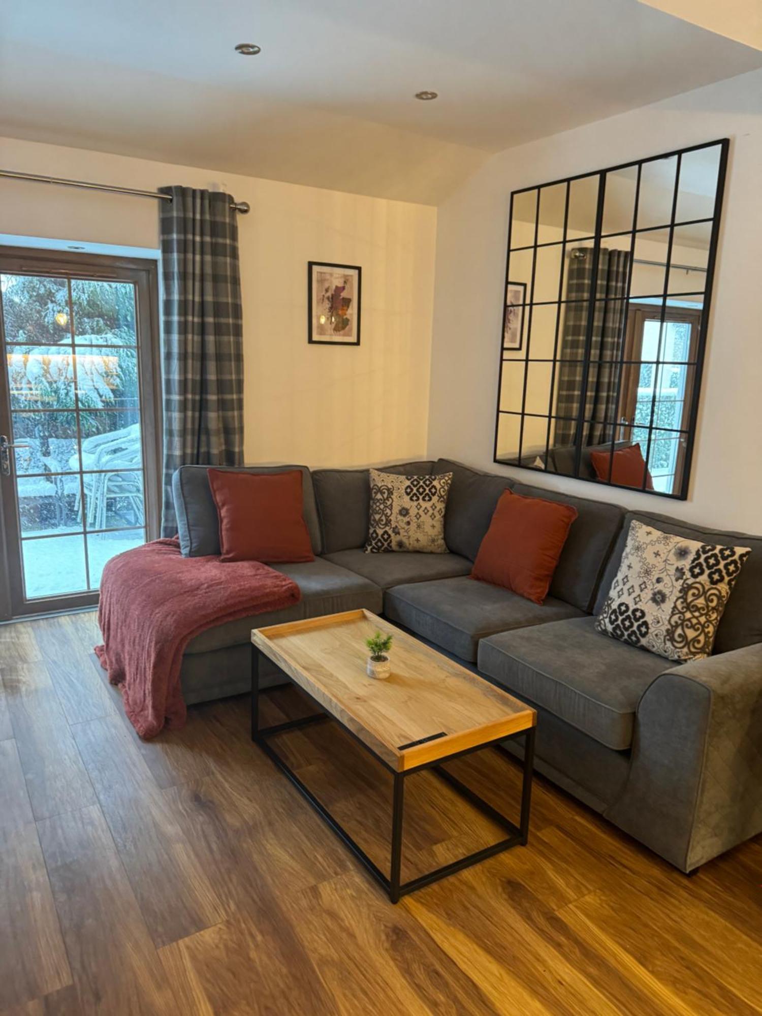 1 Sheraton Apartments フォート・ウィリアム エクステリア 写真